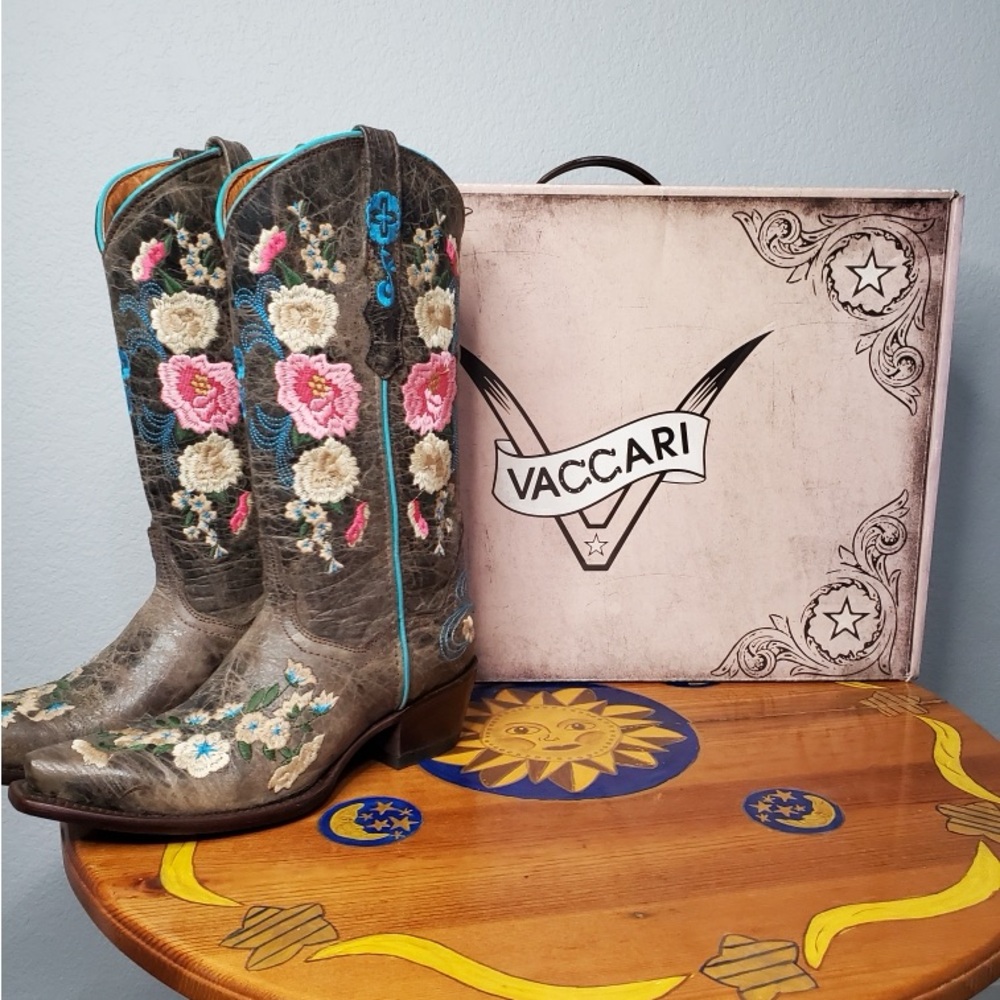 Vaccari Boots size 8.5